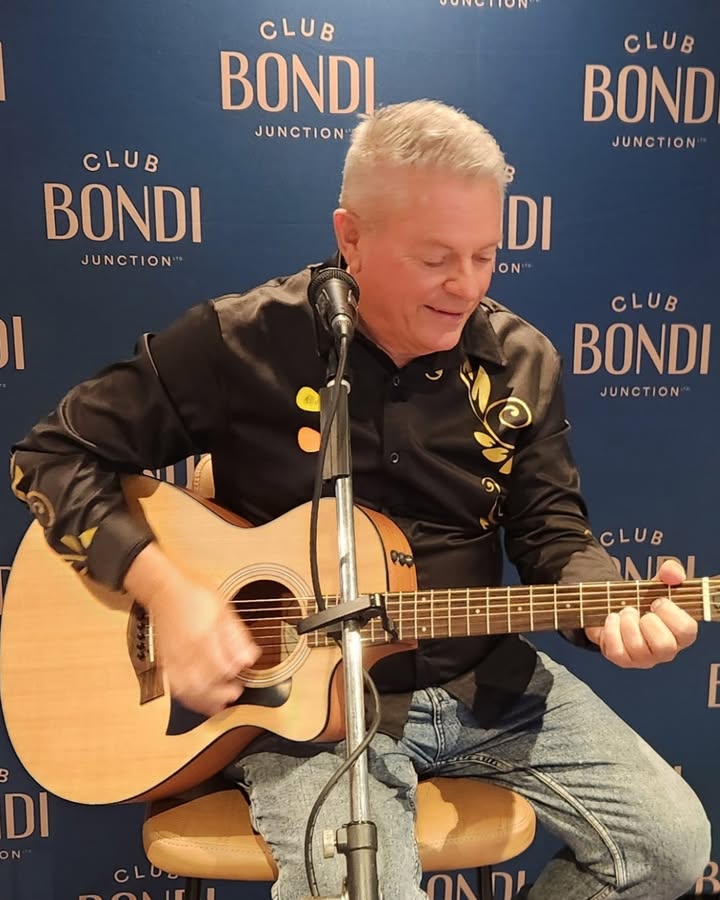 Featured image for “Free Live Music: Ron Ashton at Club Bondi Junction”