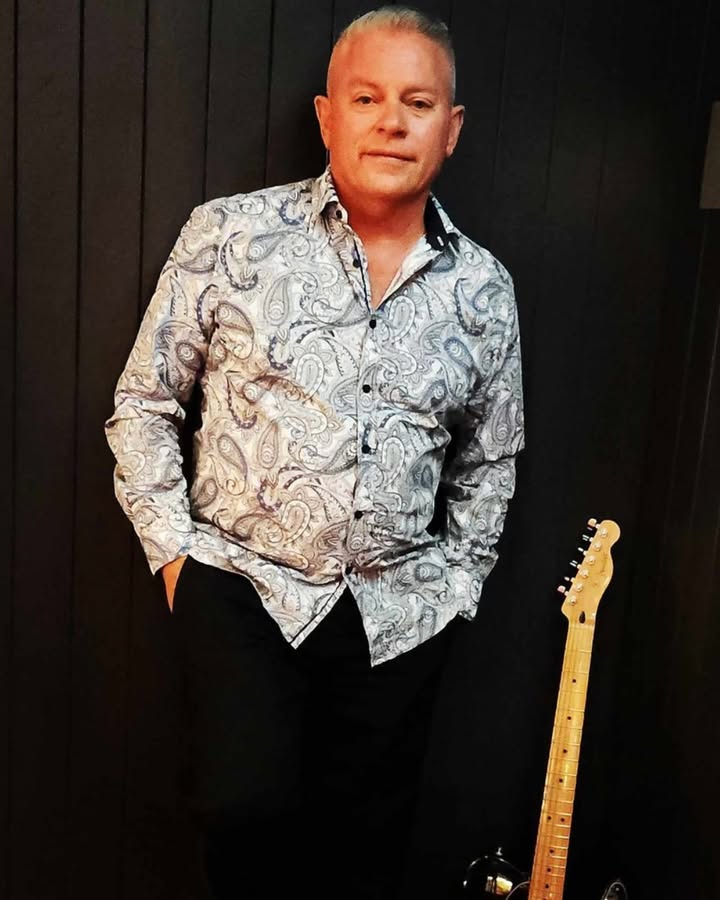 Featured image for “Free Live Music with Ron Ashton This Sunday at Club Bondi Junction”