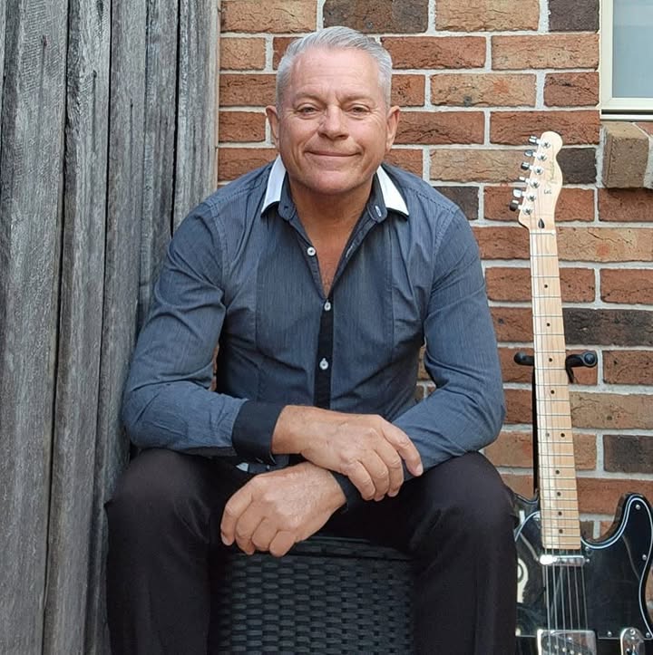 Featured image for “Sunday Session with Ron Ashton at Club Bondi Junction”